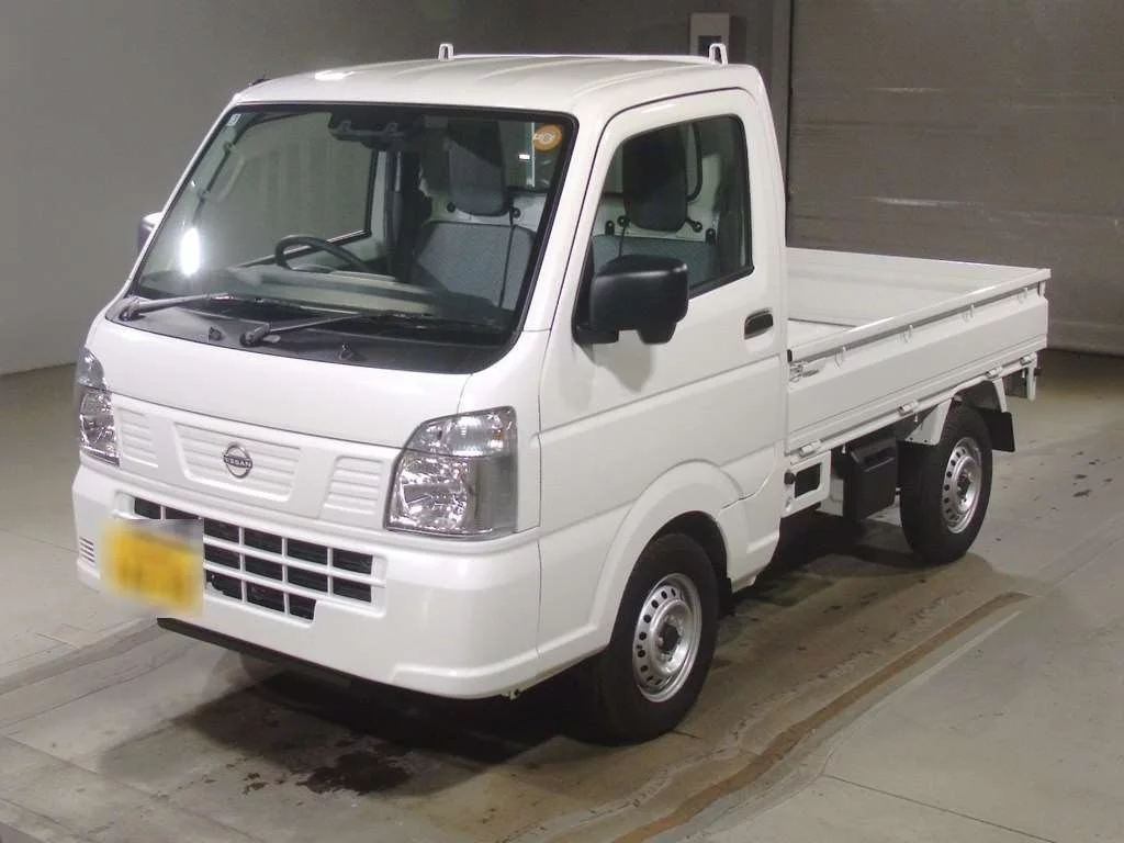 Nissan NT100 Clipper DR16T 2026